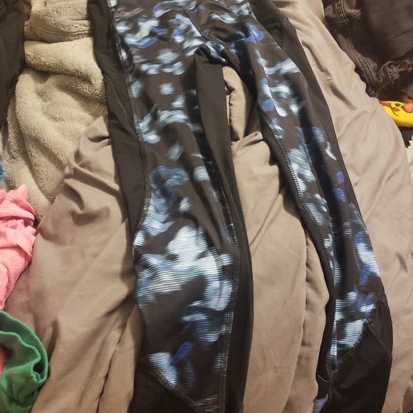 Dresses (2), purple off the shoulder crop ETC. - Picture 8 of 8